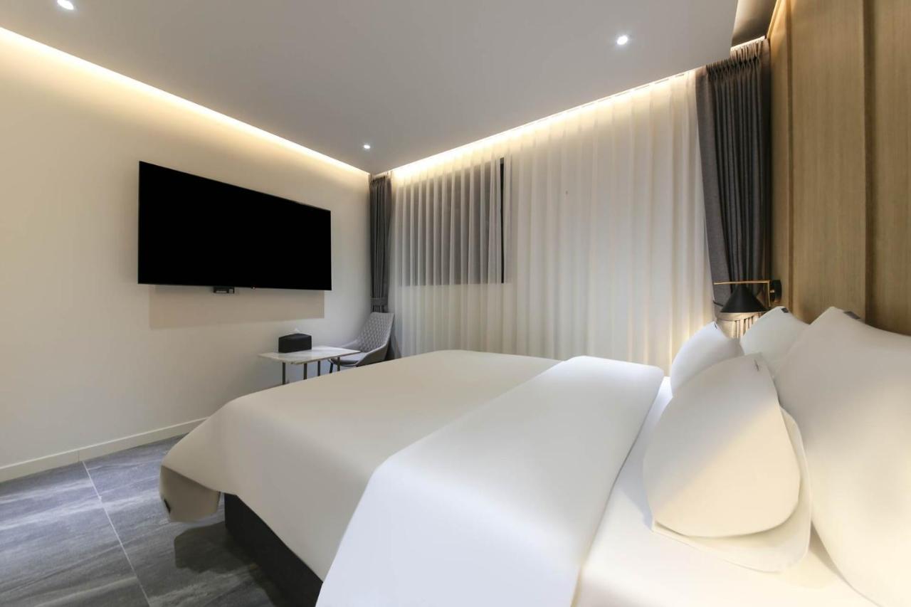 Brown Dot Hotel Pyeonghwa Plaza Mokpho Kültér fotó