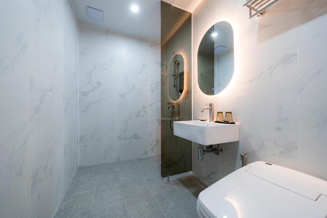 Brown Dot Hotel Pyeonghwa Plaza Mokpho Kültér fotó