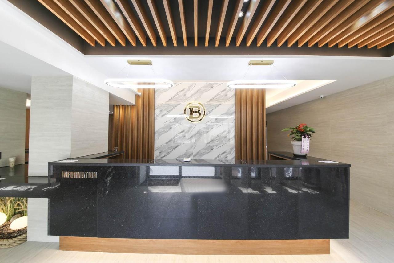 Brown Dot Hotel Pyeonghwa Plaza Mokpho Kültér fotó