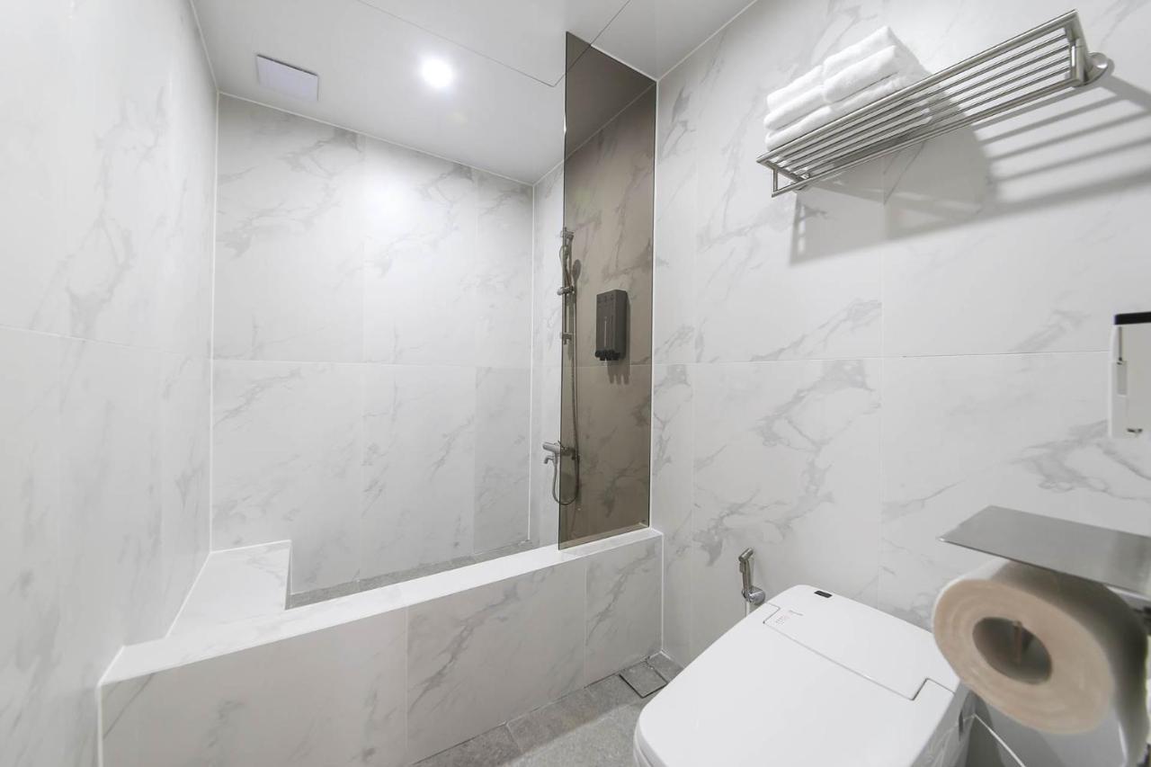 Brown Dot Hotel Pyeonghwa Plaza Mokpho Kültér fotó