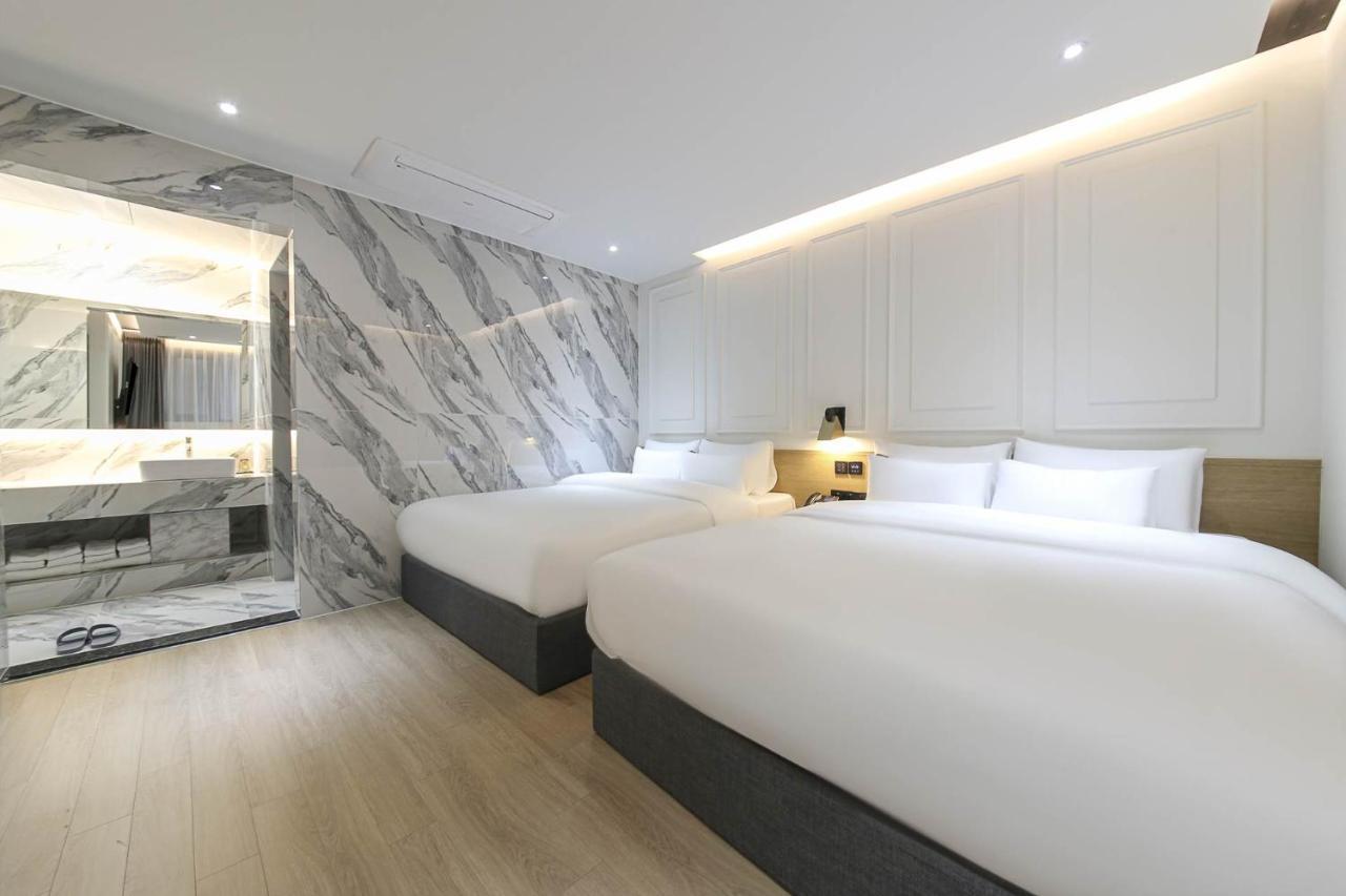Brown Dot Hotel Pyeonghwa Plaza Mokpho Kültér fotó