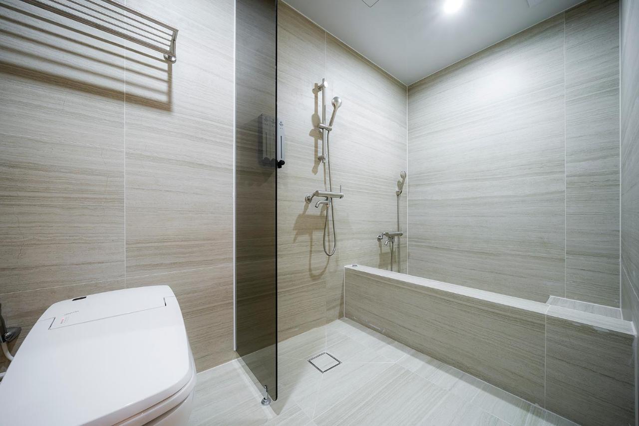 Brown Dot Hotel Pyeonghwa Plaza Mokpho Kültér fotó
